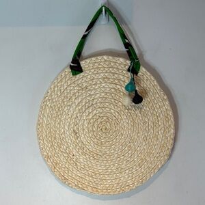 Round Raffia handbag with colorful fabric interior NWOT